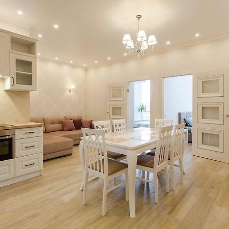 2-Roomed Apartment With Living Room Odesa Exterior foto