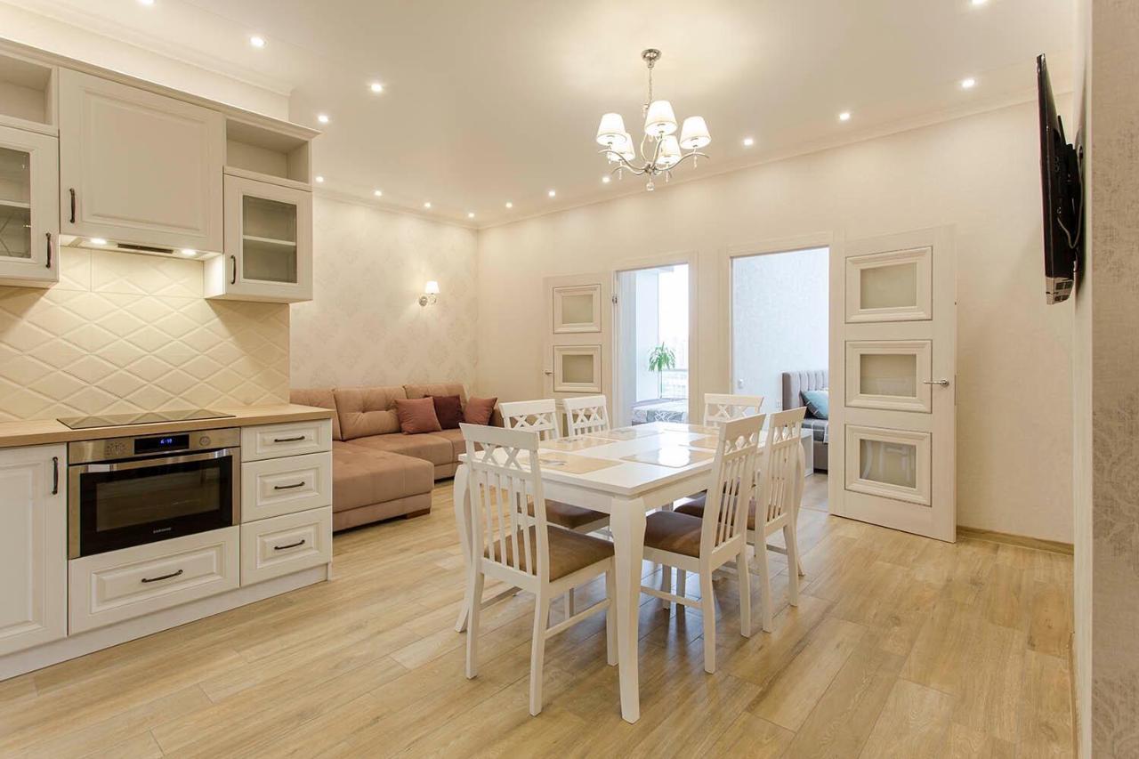 2-Roomed Apartment With Living Room Odesa Exterior foto
